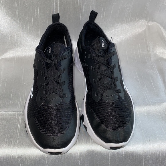 COPY - Nike Boys Renew (3) Tennis - Picture 2 of 7